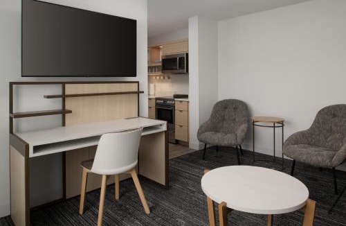 Central Oregon Hotel | TownePlace Suites by Marriott Eugene