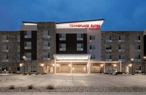 Oshkosh Hotel | TownePlace Suites by Marriott Oshkosh