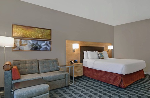 Lima Hotel | TownePlace Suites by Marriott Lima