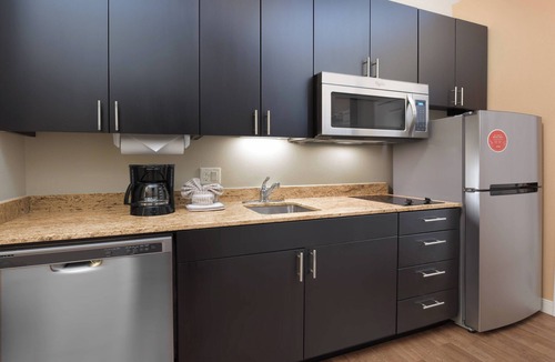 Clute Hotel | TownePlace Suites by Marriott Lake Jackson Clute