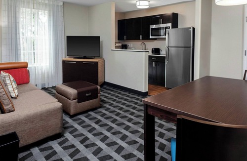 Legacy Park Hotel | TownePlace Suites by Marriott Dallas Plano/Legacy
