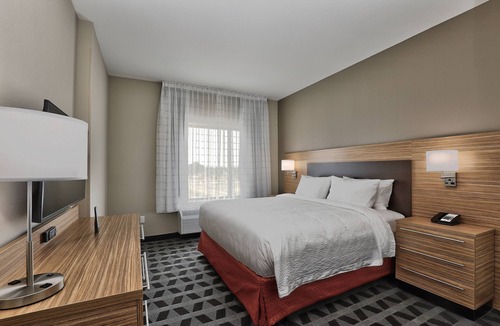 Near North Valley Hotel | TownePlace Suites by Marriott Albuquerque Old Town