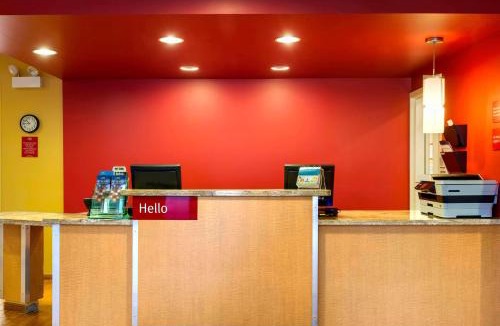 Overland Park Hotel | TownePlace Suites by Marriott Kansas City Overland Park