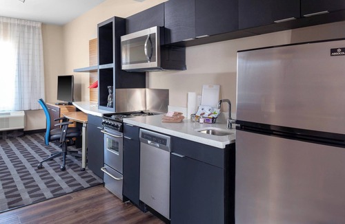 West San Antonio Hotel | TownePlace Suites by Marriott San Antonio Westover Hills