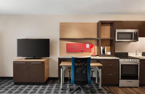 Marion Hotel | TownePlace Suites Cedar Rapids Marion