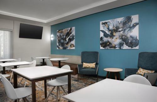 DeSoto Hotel | TownePlace Suites Dallas DeSoto