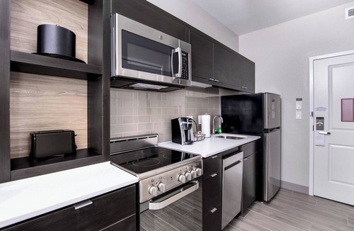 Houston Hotel | Towneplace Suites Houston Hobby Airport