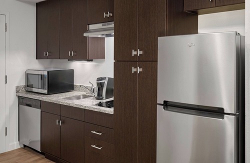 Lawrence Hotel | TownePlace Suites Lawrence Downtown