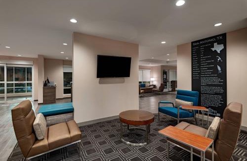 Forest Crest Hotel | TownePlace Suites San Antonio Northwest at The RIM