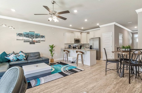 South Pensacola House | Townhome 3 BR Downtown Pensacola w/POOL