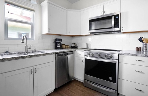Near Northside Apartment | Townhome Sleeps 8, Pet Friendly!