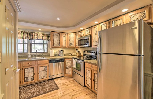Hillcrest House | Townhome w/Deck: Walk to Mirror Lake & Main St!