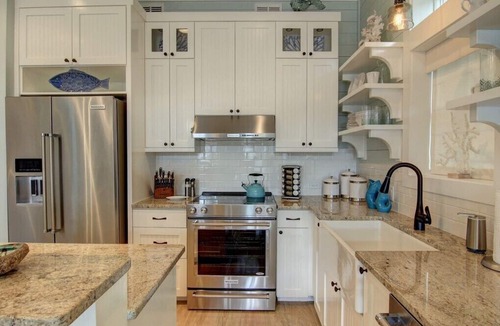 Cinnamon Shore House | Townhome w/Shabby-Chic Style@Cinnamon Shore+Great Pools & Amenities!