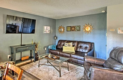 McChord Field House | Townhome w/ Yard: 3 Mi to Camp Murray & JBLM