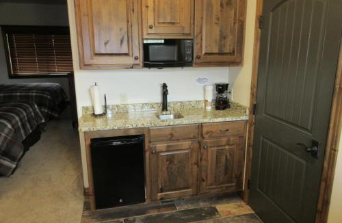 Afton Apartment | Townhomes on the Green