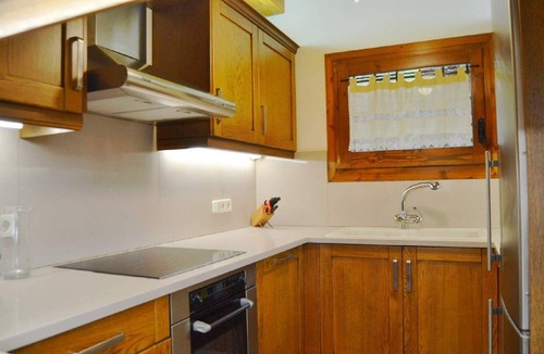 Isovol House | Townhouse 3 rooms Pool, Fireplace, Cadí Views, 8 Pax