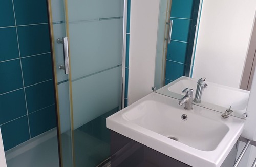 Port-Brillet House | townhouse for rent