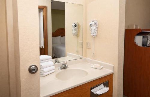 Allison Hotel | Townhouse Gallup