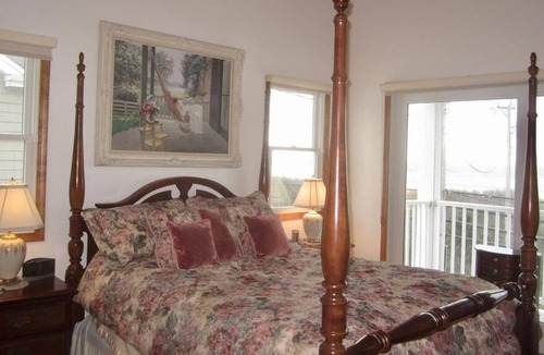 Strathmere House | Townhouse in Strathmere