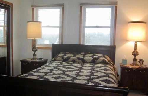 Strathmere House | Townhouse in Strathmere