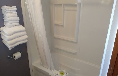 Lusk Hotel | Townhouse Motel