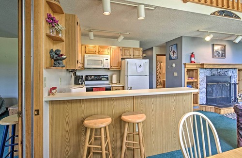 Woodstock House | Townhouse on 18-Hole Golf Course with Pool!