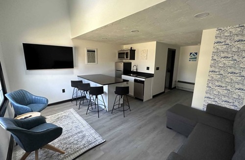 South Yarmouth Hotel | Townhouse Two Bed Suite