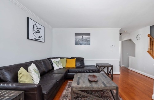 Stafford House | Townhouse with great value