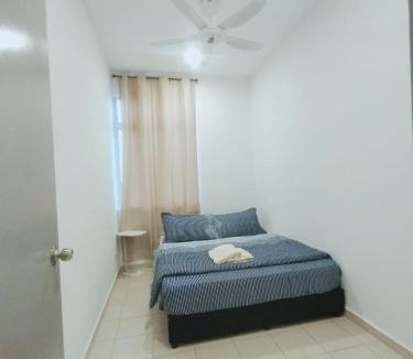 Kampung Jelatang House | Townixi Stay