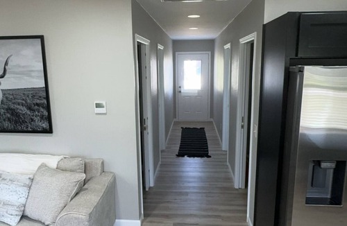 St. James House | Townside White House