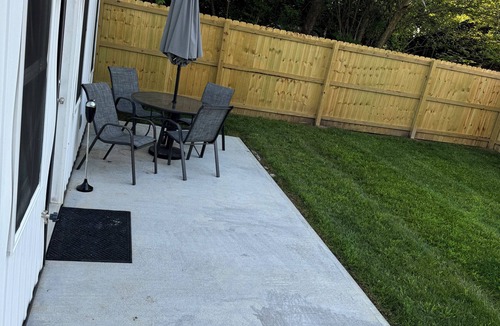 St. James House | Townside White House