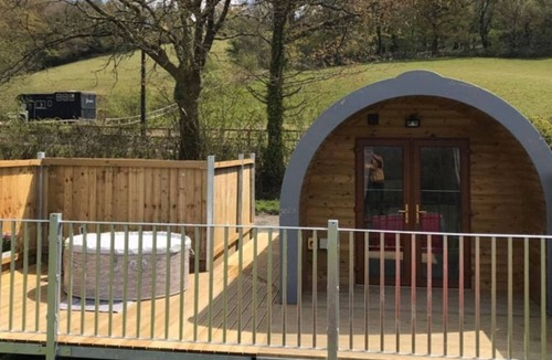 Pentrefelin Cottage | Towy Valley Pod