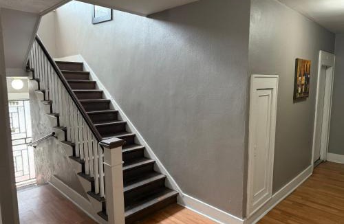 Central Business District Apartment | Toyota Center Downtown George R Brown