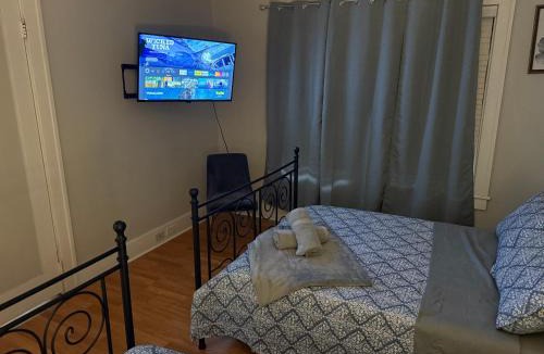Central Business District Apartment | Toyota Center Downtown George R Brown