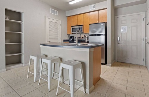 West Campus Apartment | TP 205 Luckey · Spacious 2 Bedroom Cute Condo, Great Location!
