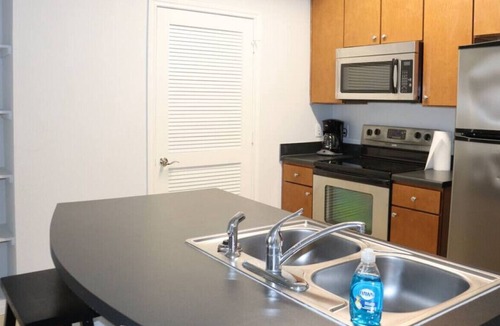 West Campus Apartment | TP 403 Luckey · Lovely, Spacious ATX Stay + GREAT location!
