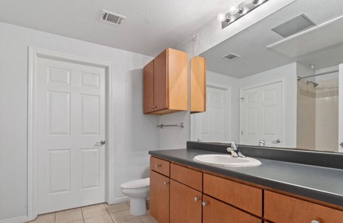 West Campus Apartment | TP 408 luckey · Beautiful Cozy 1 Bedroom + Study Room! GREAT stay!
