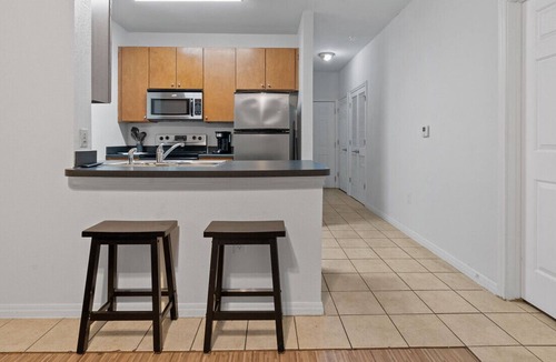 West Campus Apartment | TP 408 luckey · Beautiful Cozy 1 Bedroom + Study Room! GREAT stay!