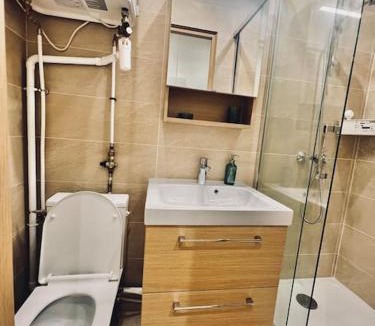 Saint-Ouen Apartment | Très beau studio refait à neuf 2