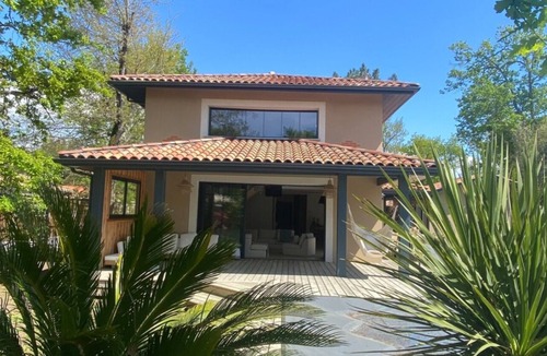 Gujan-Mestras House | Très Belle Maison et Piscine Chauffée sur le Bassin Darcachon