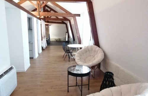 Vendres House | Très Grand Loft Sous Les Toits - Château La Vidalle