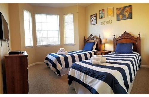 Loughman Apartment | TR103TR Terrace Ridge - Two Bedroom Condo