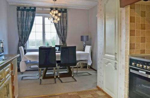 Horning House | Tracara Cottages