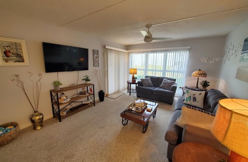 Crescent Beach Condo | Tradewinds 151, 1 Bedroom, 1 Bath, Upgraded, Ocean Front Complex