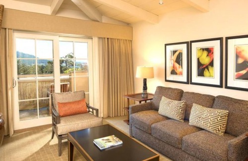 Northwest Carmel Hotel | Tradewinds Carmel