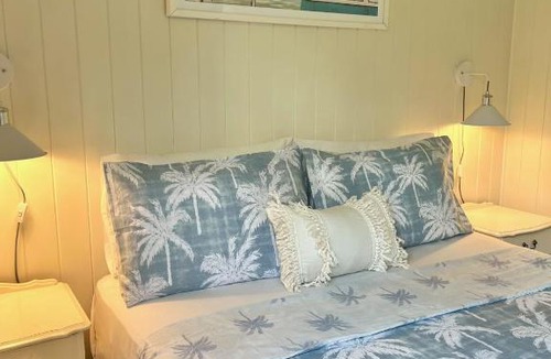 Bundaberg North House | Tradies Paradise 5 Bed, 3 Bath with WiFi & AC