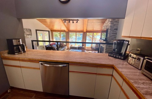 Dorset Cottage | "Trading Bay Cottage" Dorset Ontario(Waterfront)