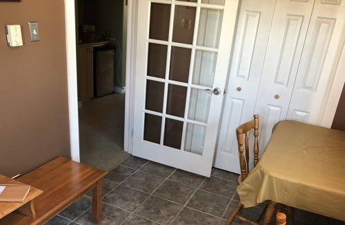 Massey Drive Apartment | Trading Post - Apartment for Rent