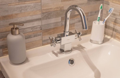 Puttelange-aux-Lacs Apartment | Traditional Classic Room