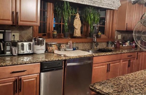 Grant City Apartment | Traditional Beauty